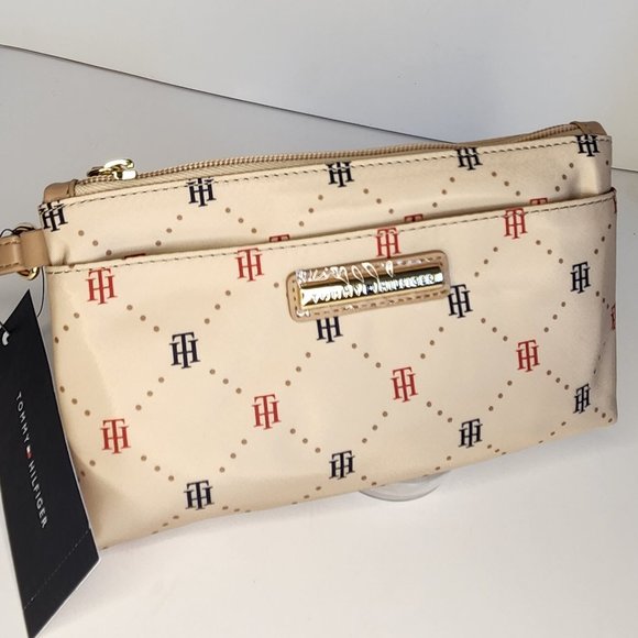 Tommy Hilfiger Tan Cosmetics Bag, Wristlet, Clutch, Small Bag - NWT - Picture 4 of 5
